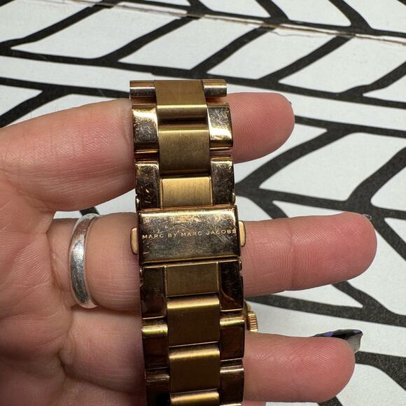 Marc by Marc Jacobs Rose Gold Wrist Watch - Picture 5 of 7